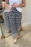 Renuar Black Print Woven Pant