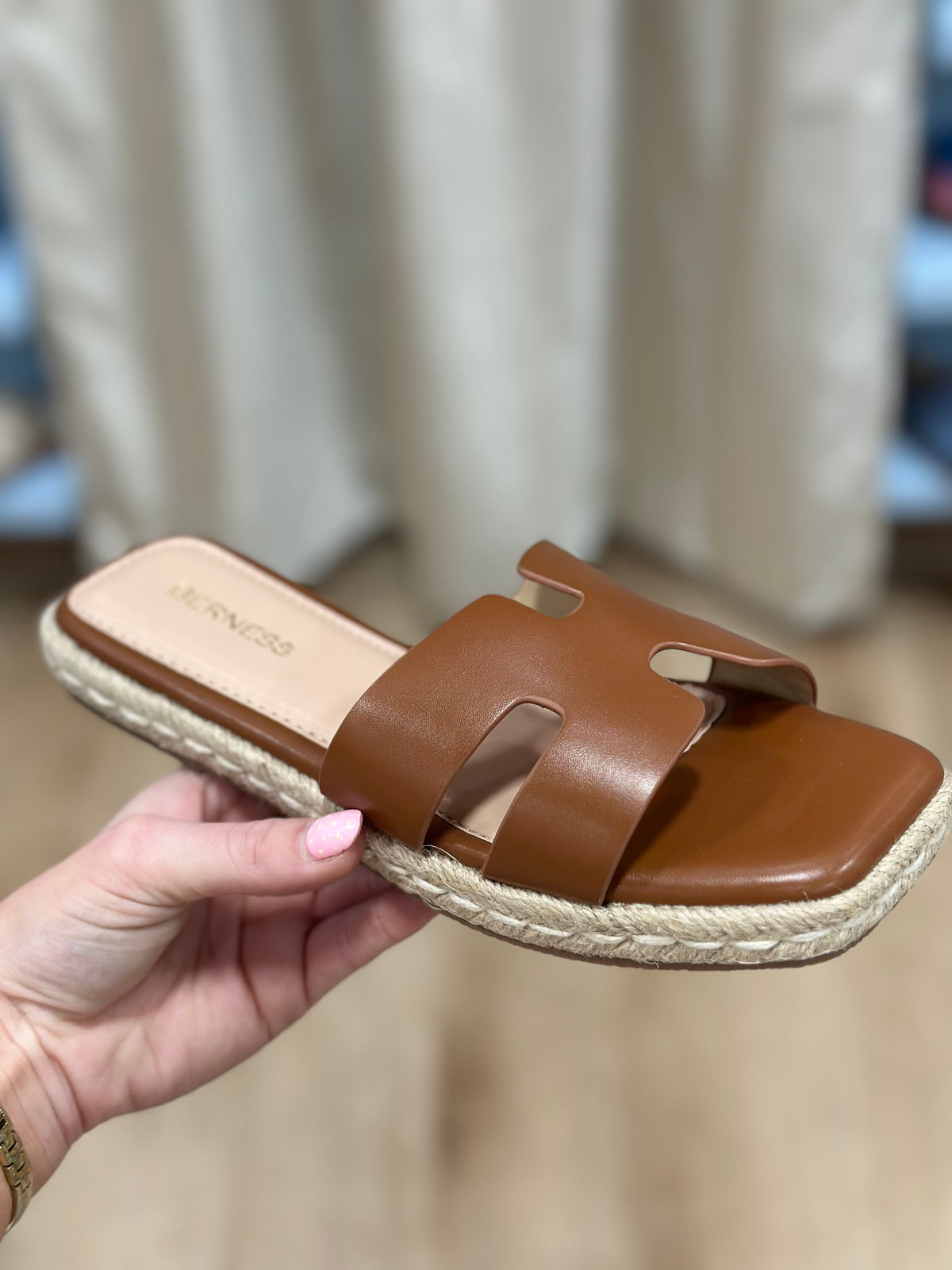 Kendra Slide Sandals Cutout H-Band Brown