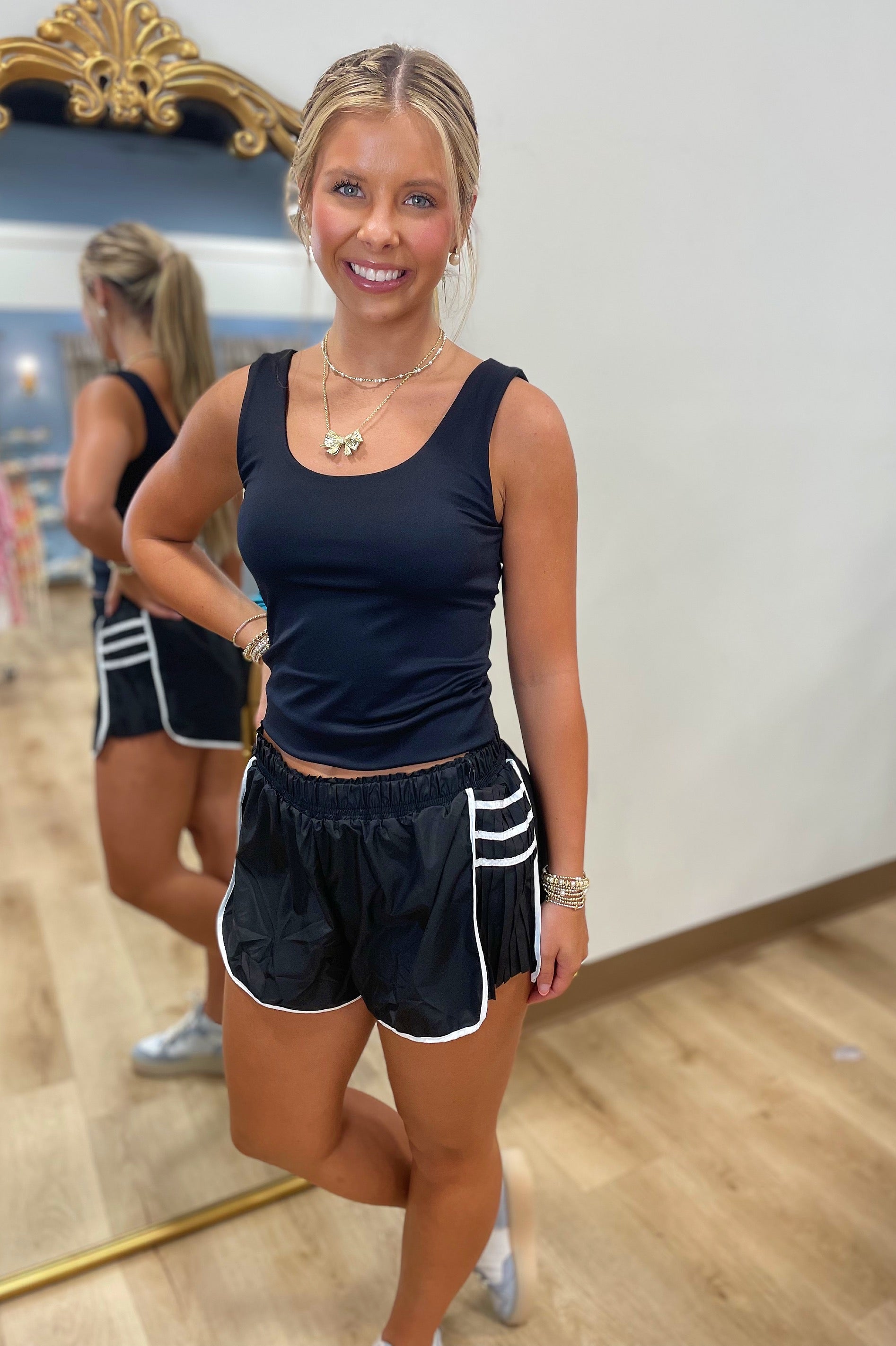 Prissy Pleated Side Short Black