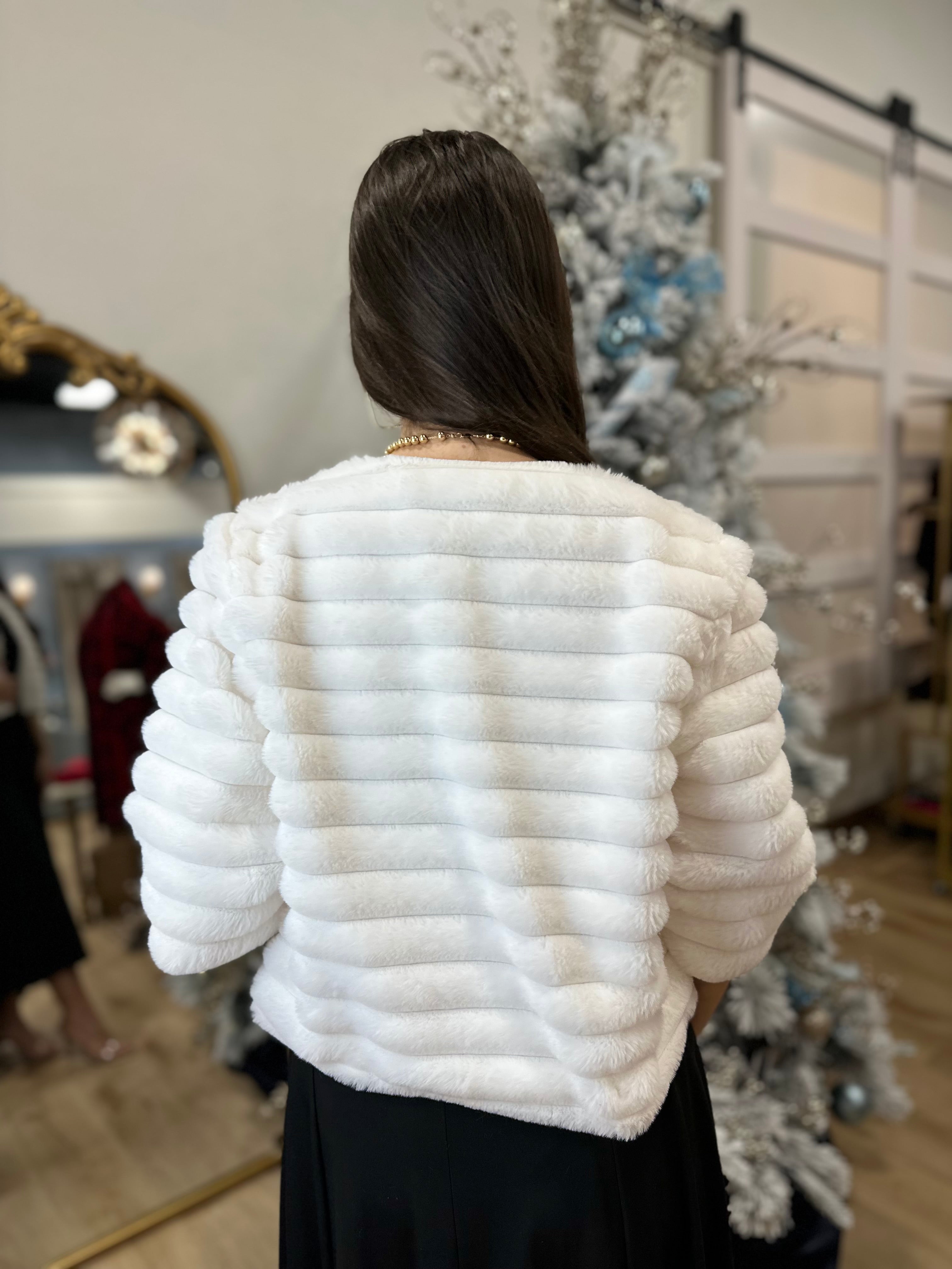 Half Sleeve Faux Fur Crop Jacket -off white