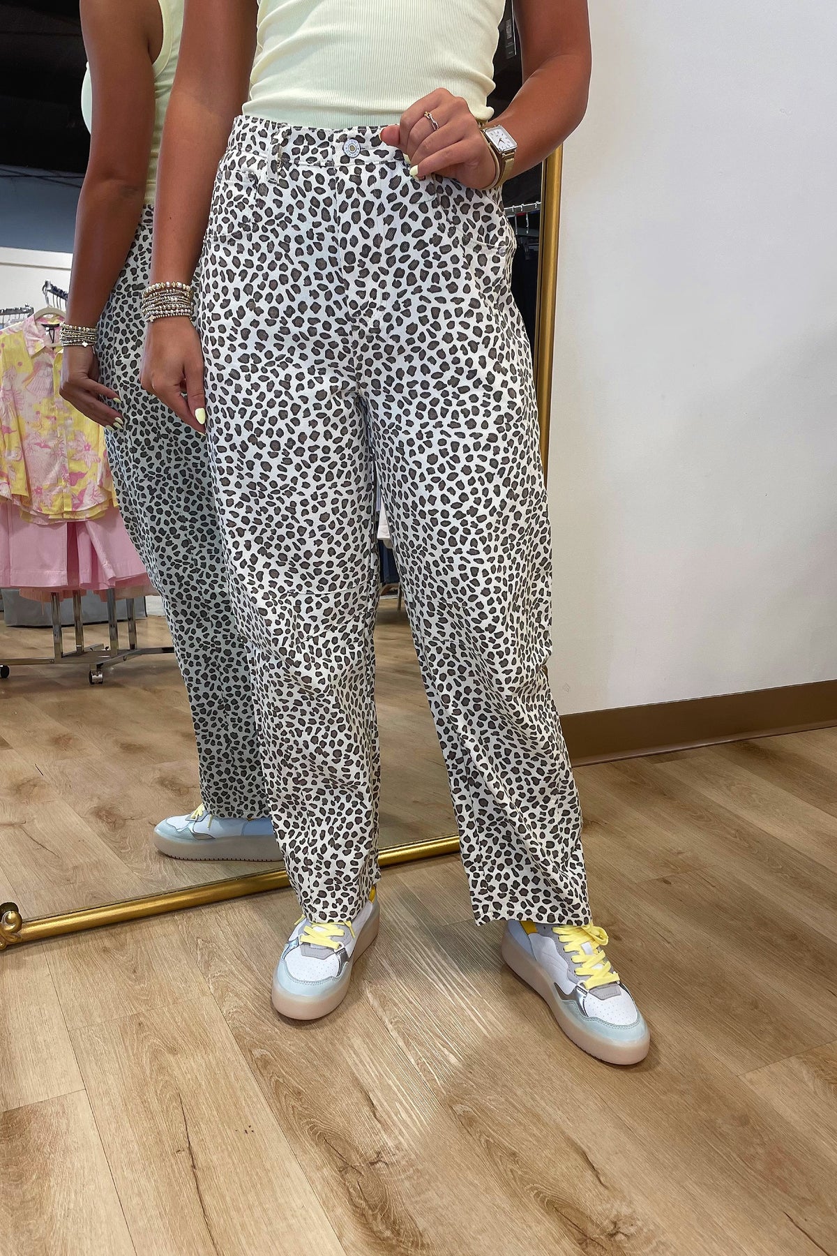 Fast and Free Barrel Jeans Leopard