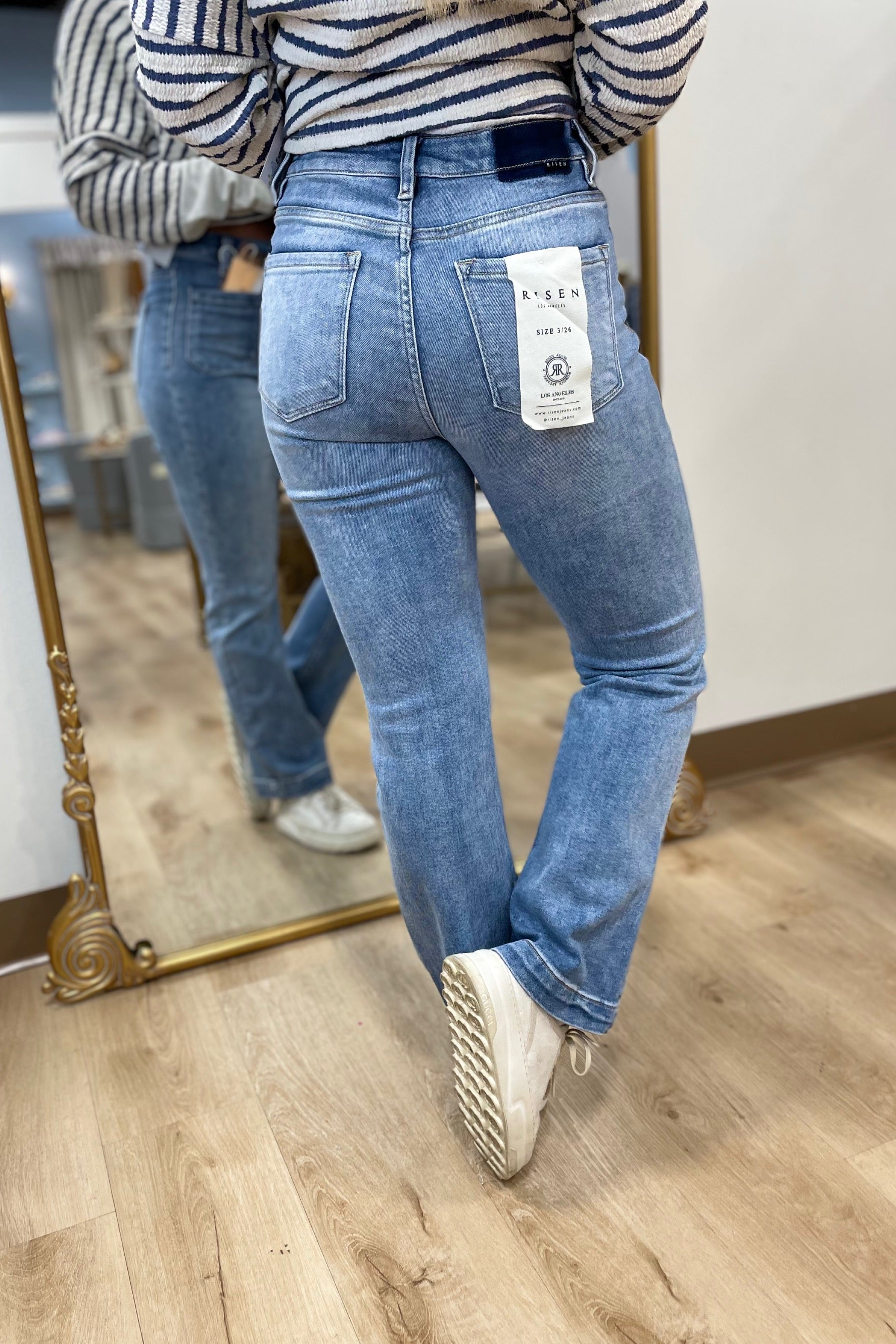 Risen Patch Pocket Jeans Medium