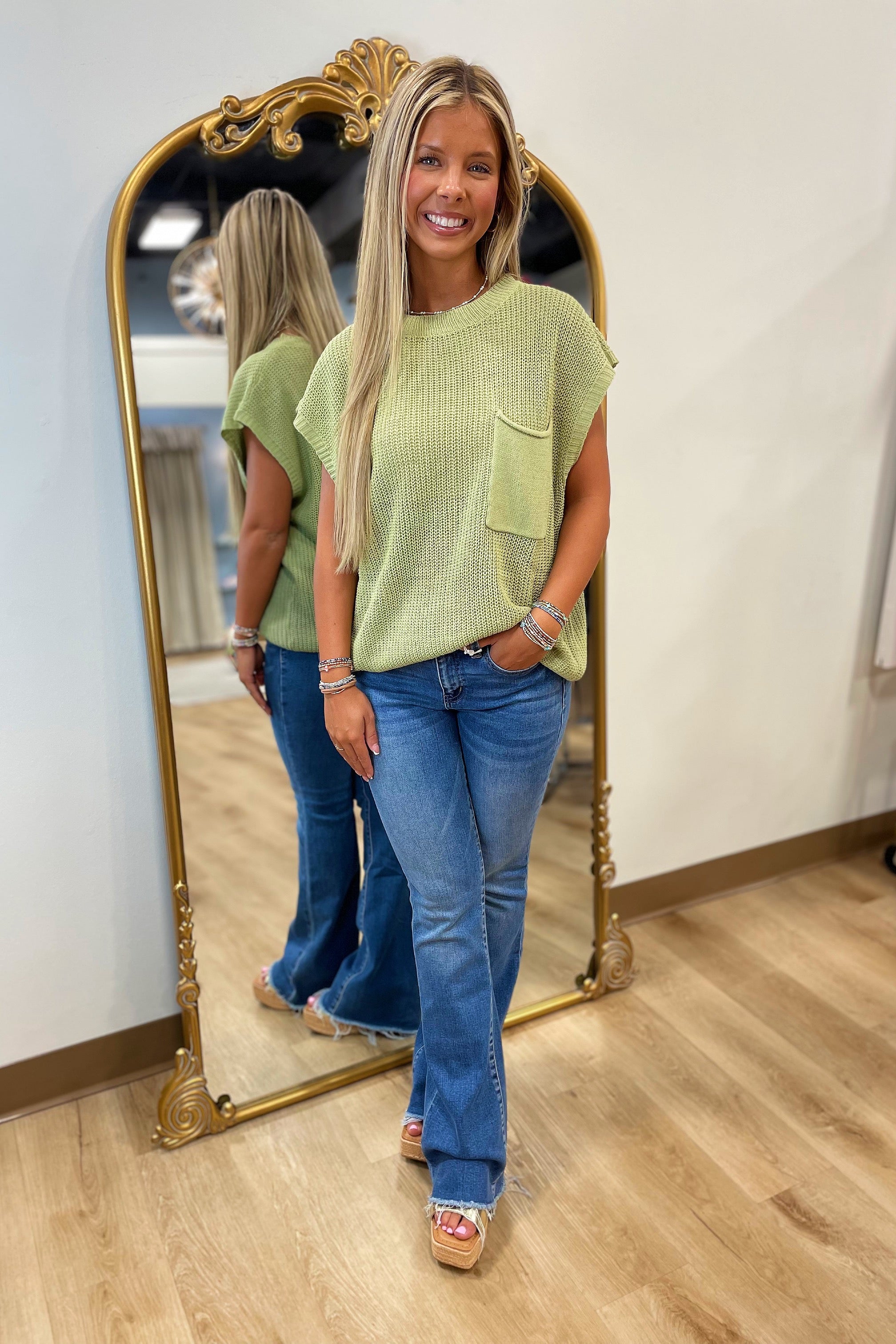 Juli Boxy Front Pouch Pocket Sweater Olive