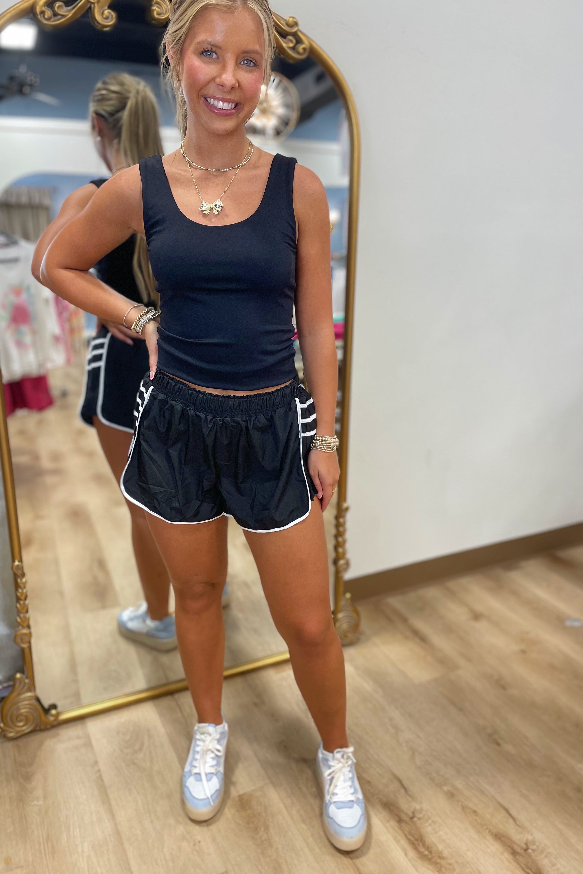 Prissy Pleated Side Short Black
