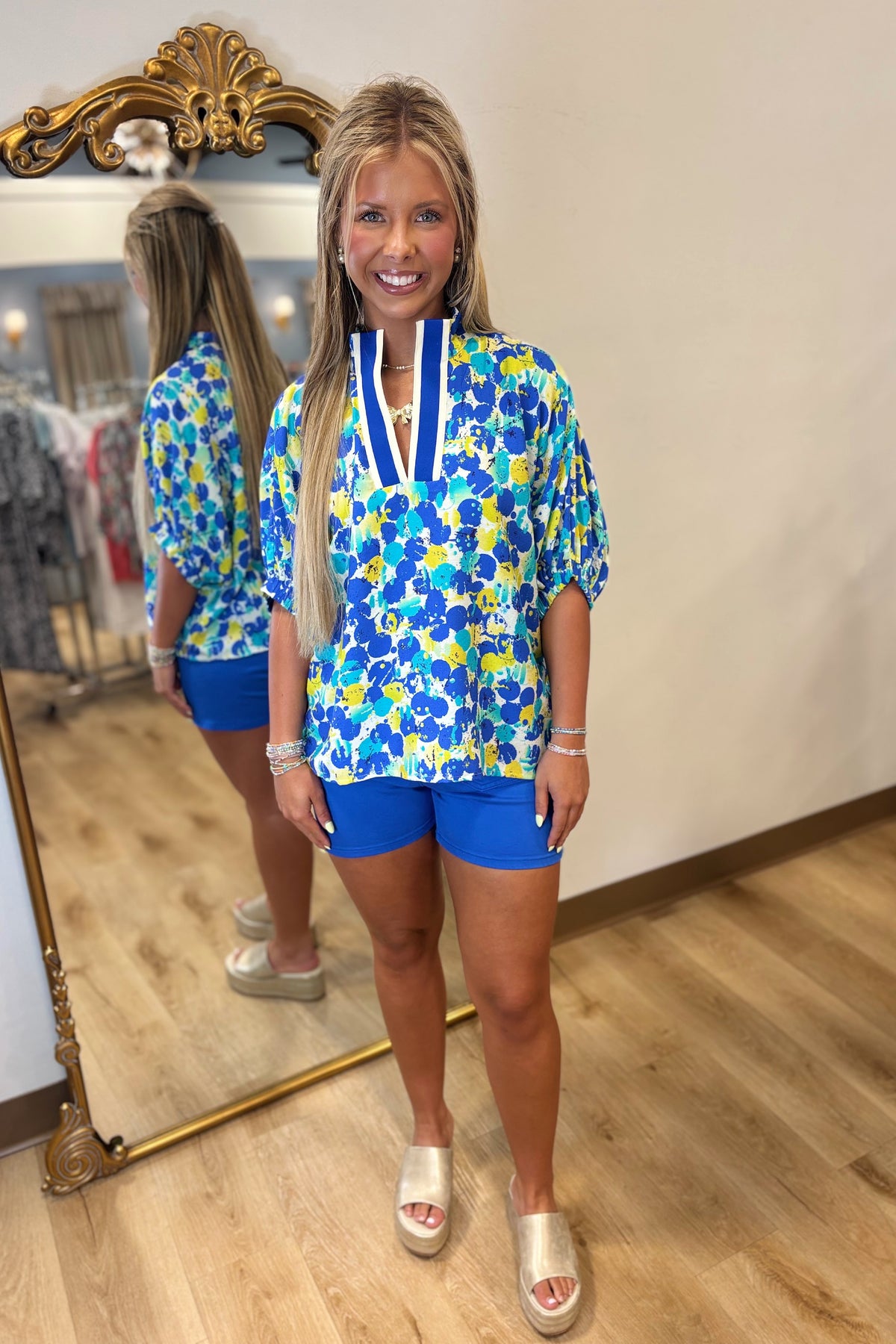 Color Burst Top Blue