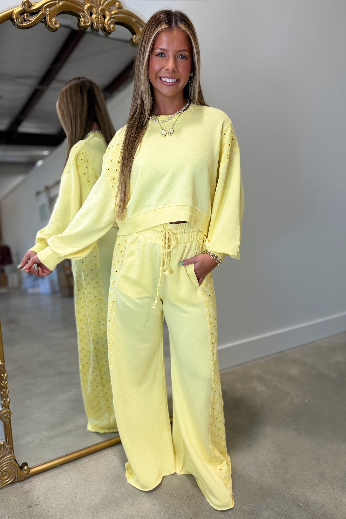 Spring Sunshine Embroidered Set