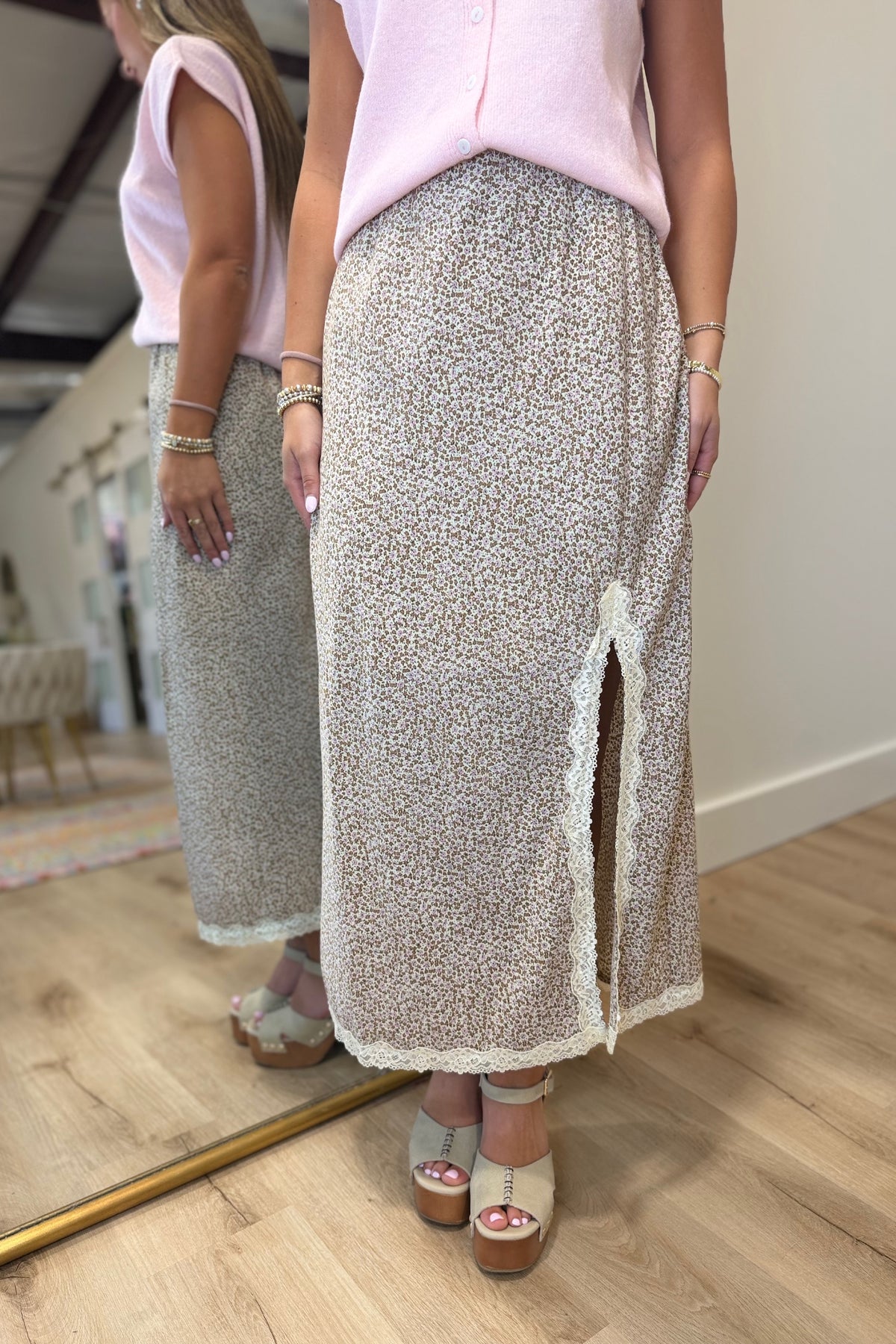 Fall Floral Lace Slit Skirt Brown