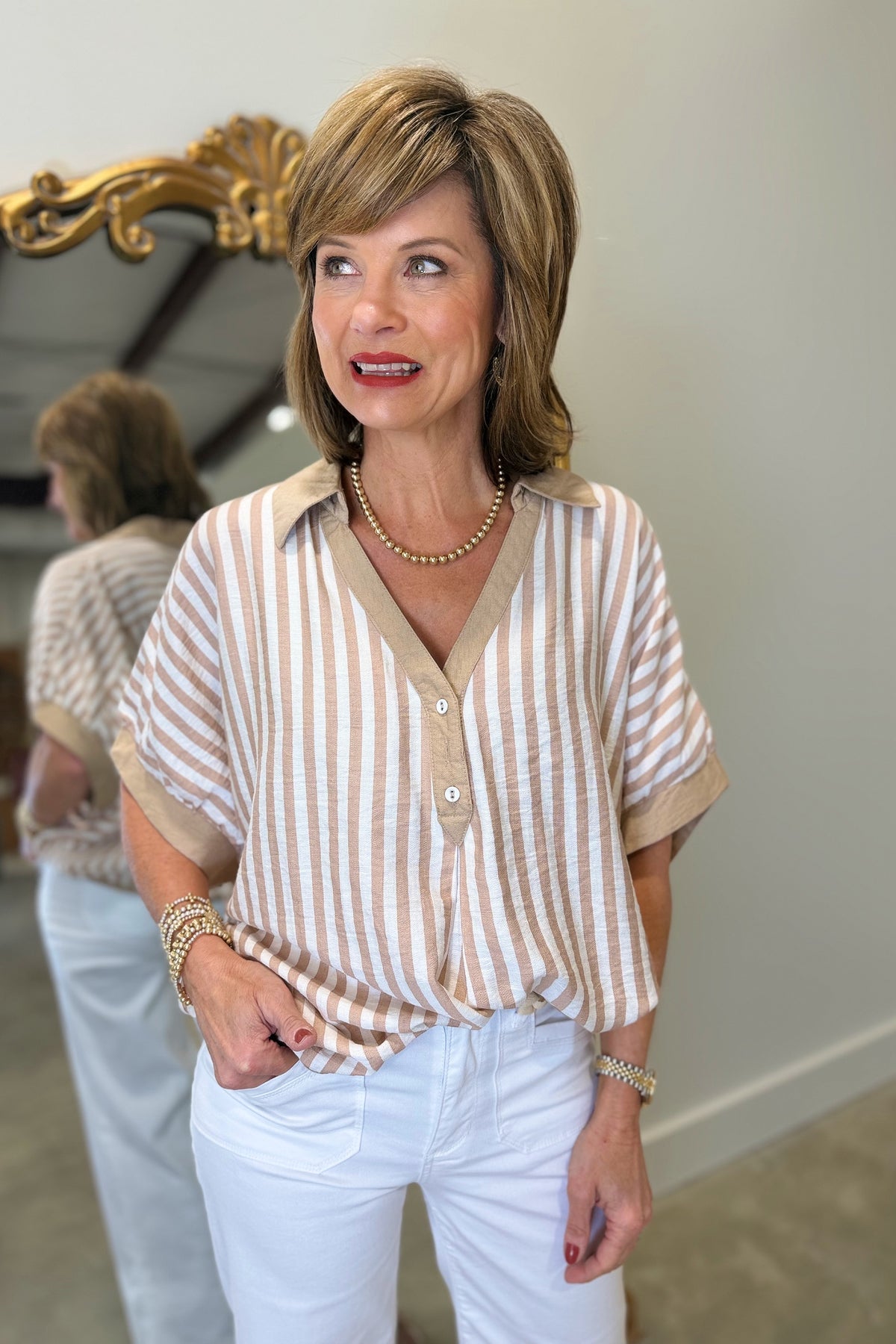 Umgee Split Neck w Buttons Blouse Latte