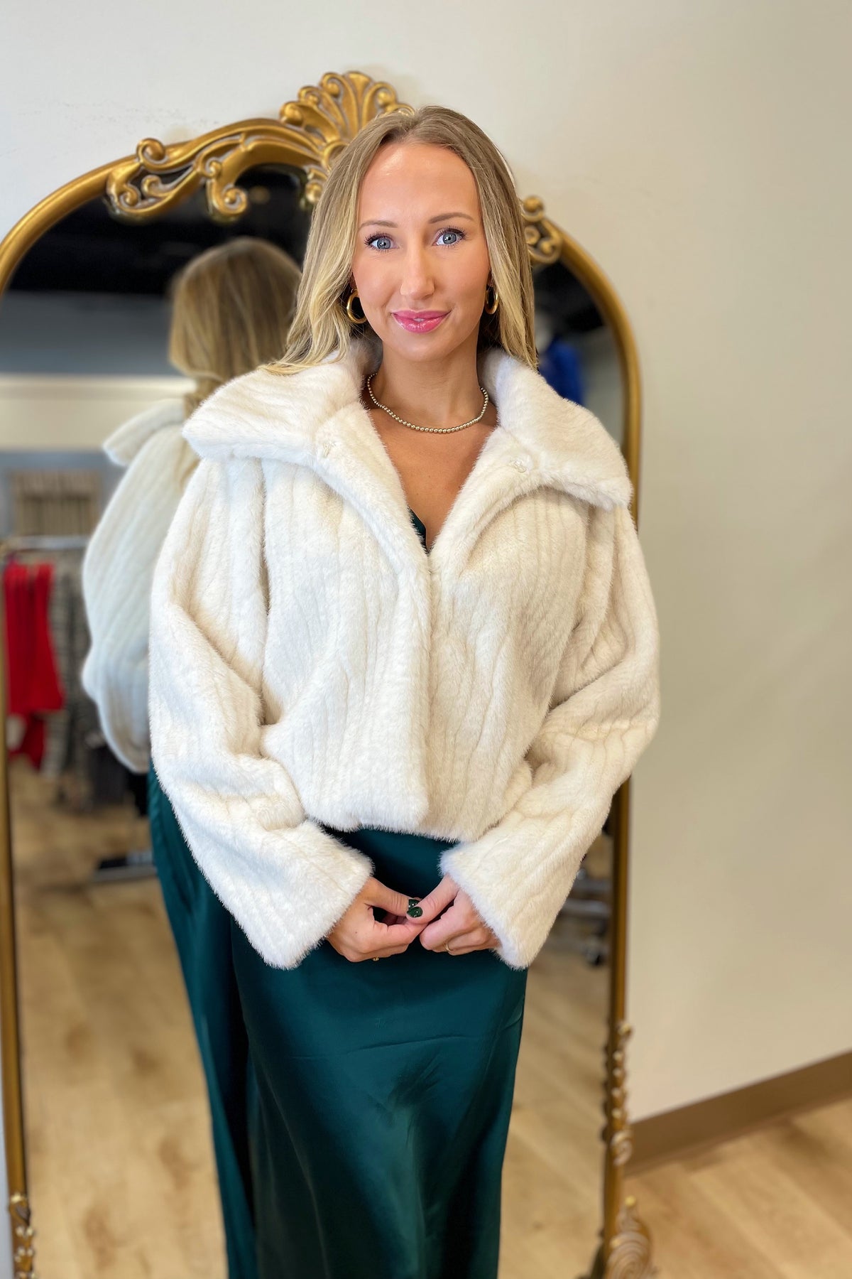 Faux Fur Collared Crop Jacket Cream