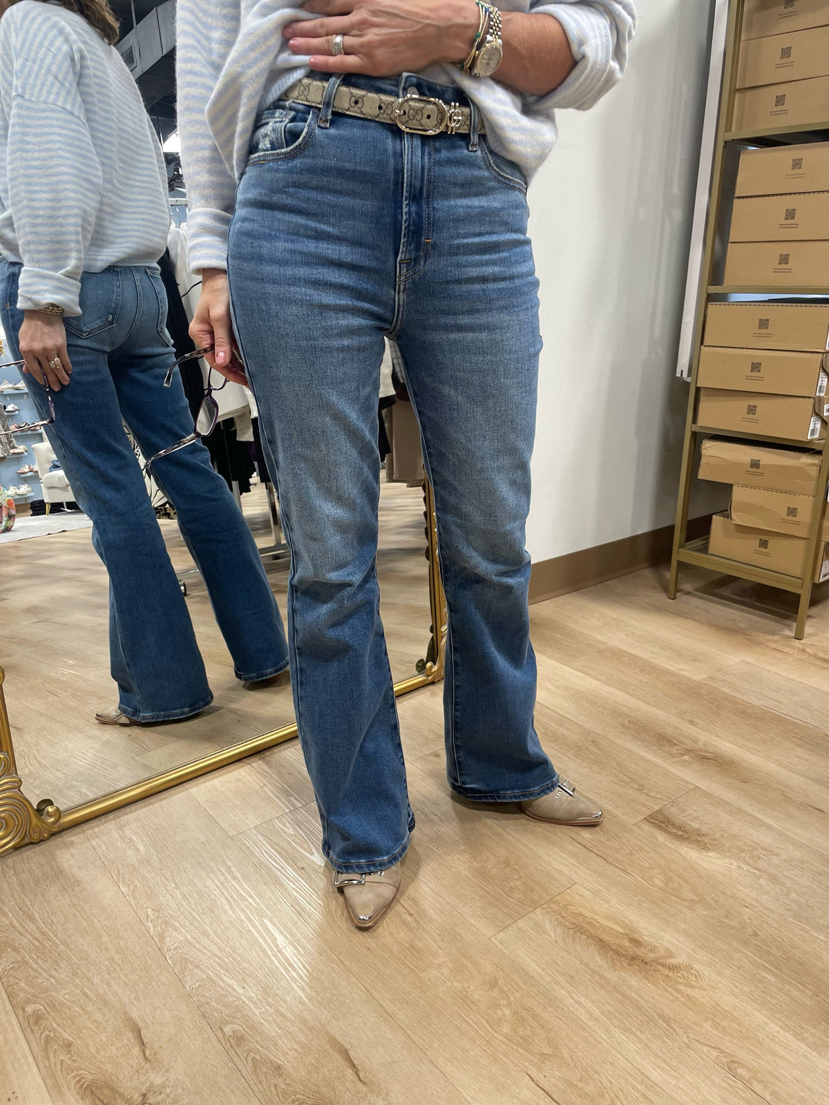 Hidden Denim Happi Medium Wash Classic 31" Inseam Flare