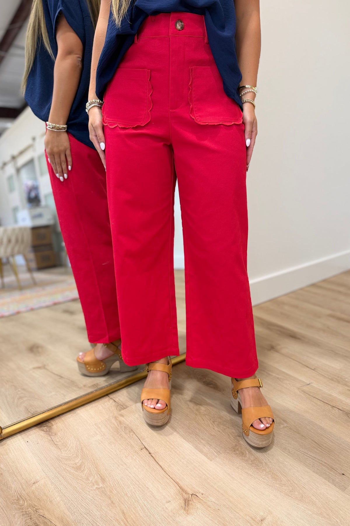 Daily Staple Scalloped Front Pocket Pant Red