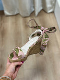 Oceana Rose Garden Wrap Wedge
