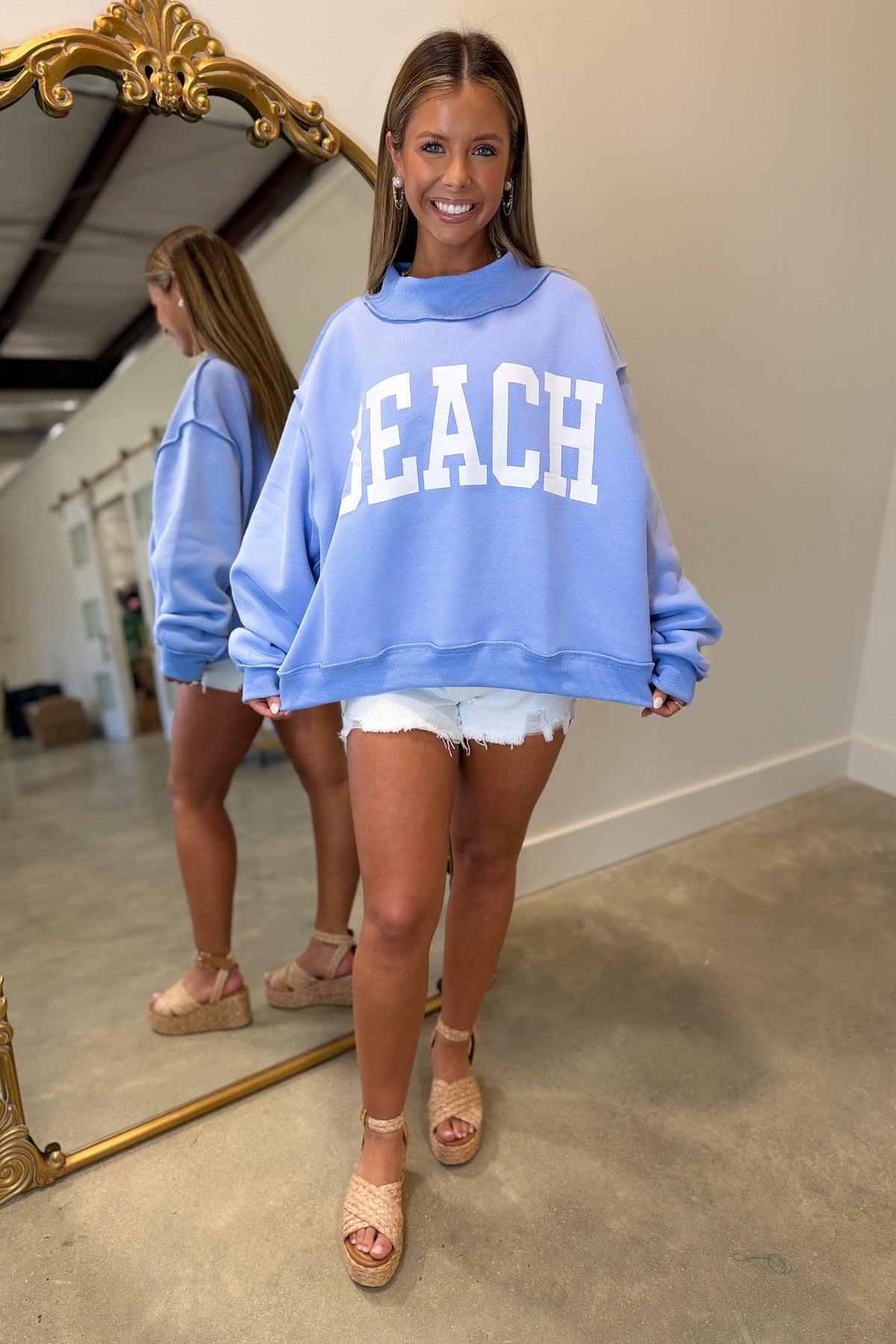 BEACH LAKE Reversible Mock Neck Sweatshirt