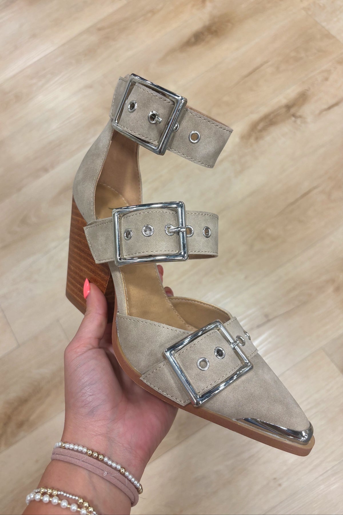 Hendrix Pointed Toe Heel Taupe