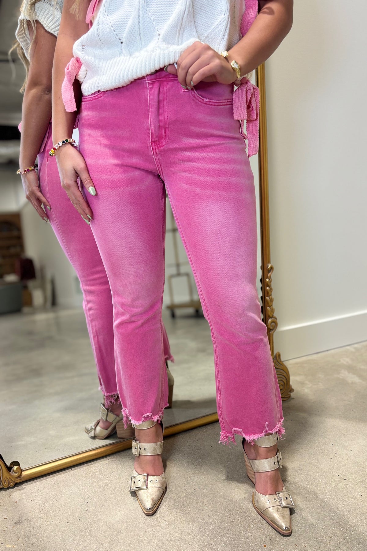 Bayeas Crop Jean Raz