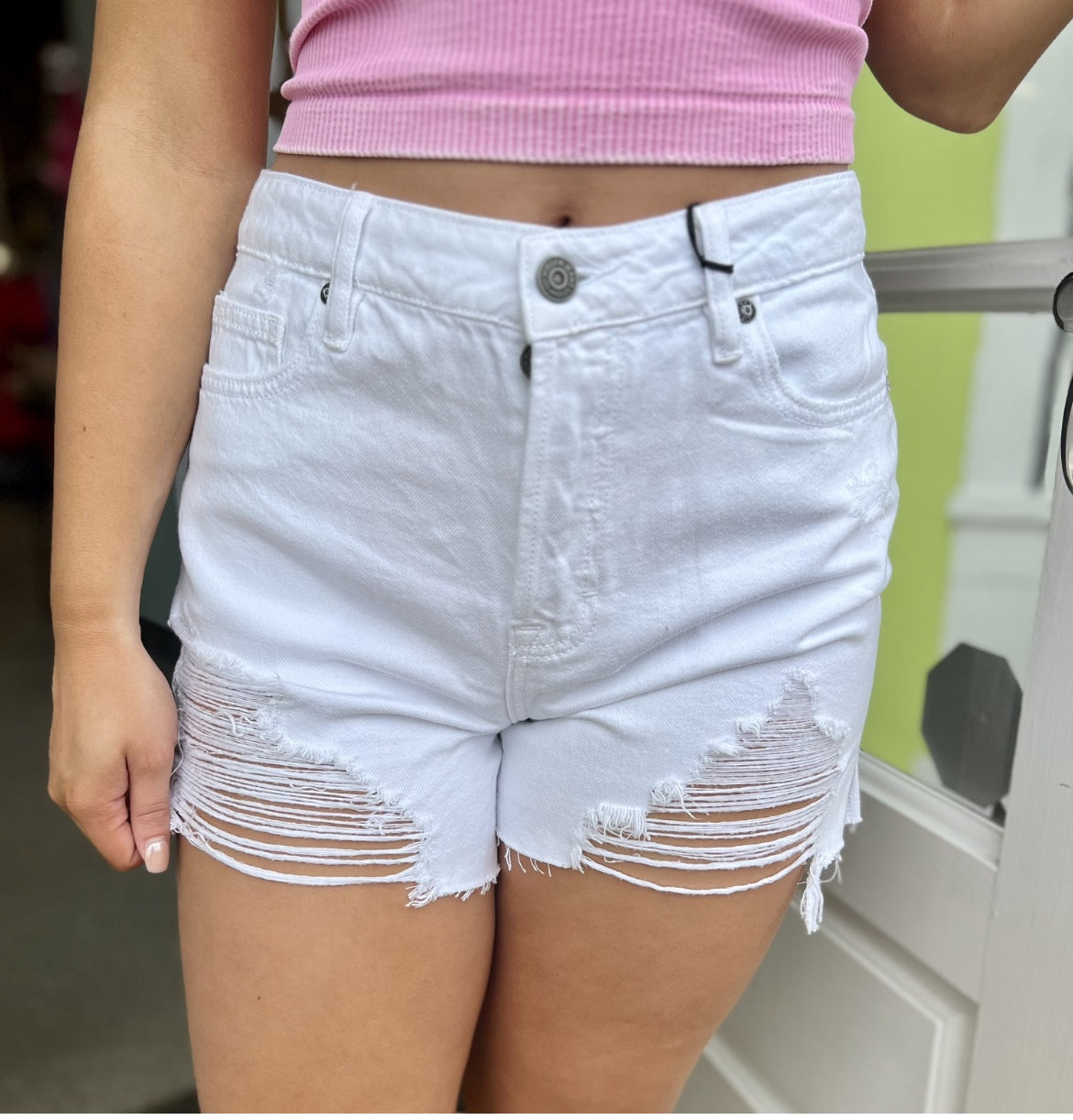 Hidden Denim Sofie Short w Side Slit White