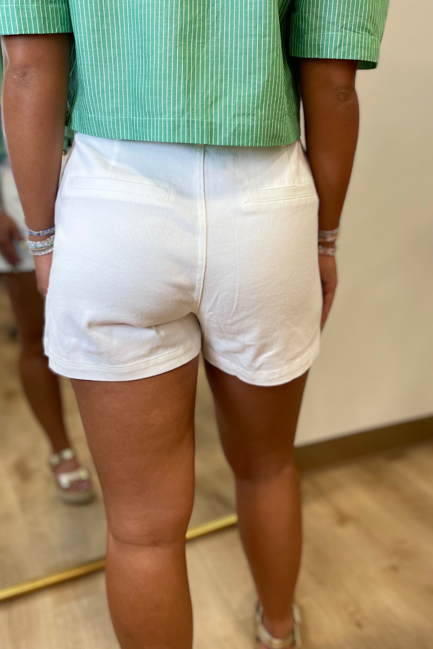 Go To Short White