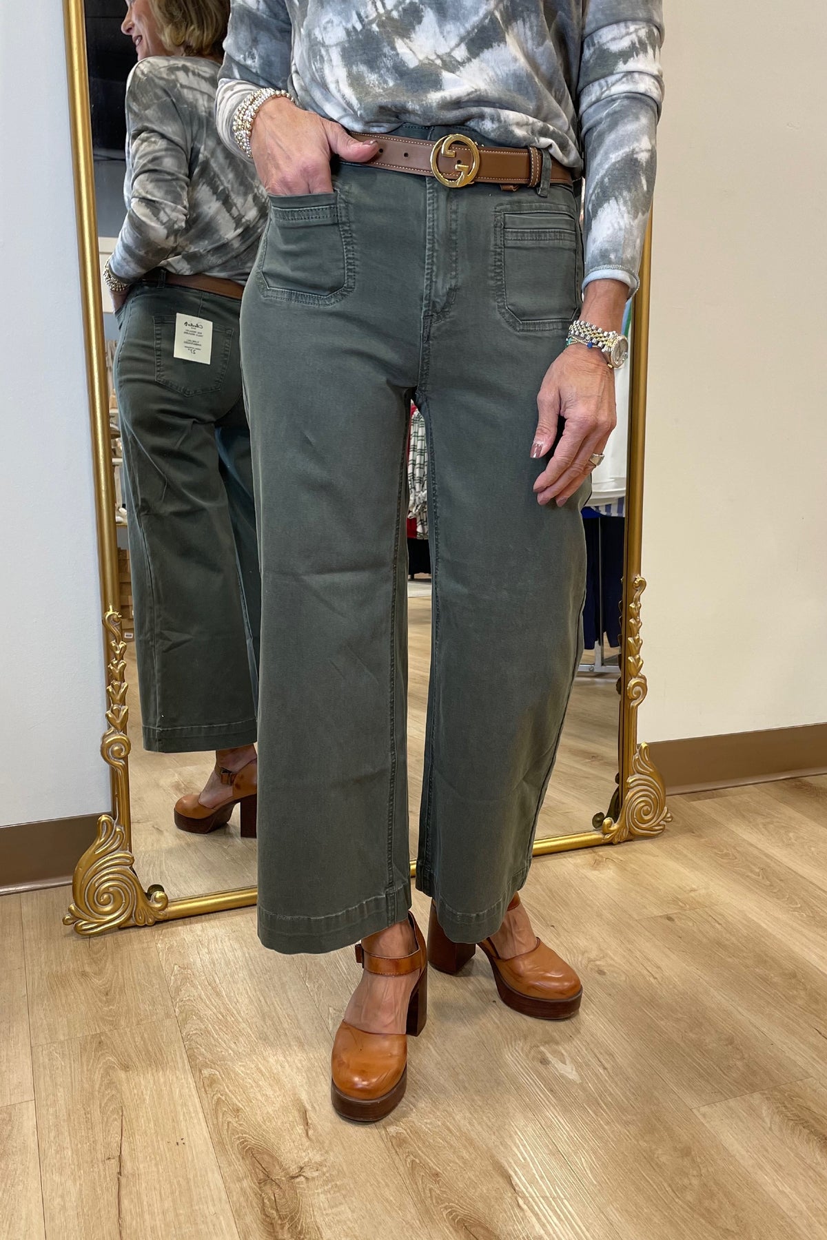 Charlie B Cropped Patch Pocket Jean Spruce