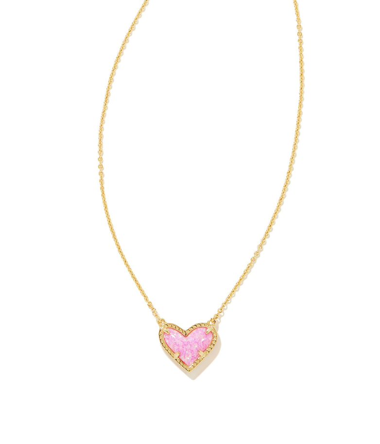 Kendra Scott  Ari Heart Gold Pendant Necklace Bubblegum Pink Kyocera Opal