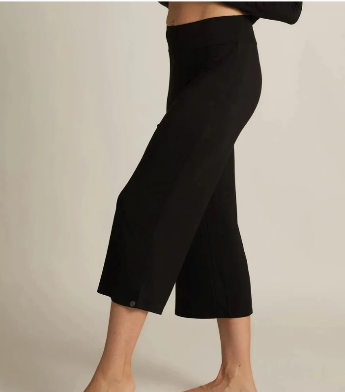 Faceplant Dreams Wide Leg Capri Black
