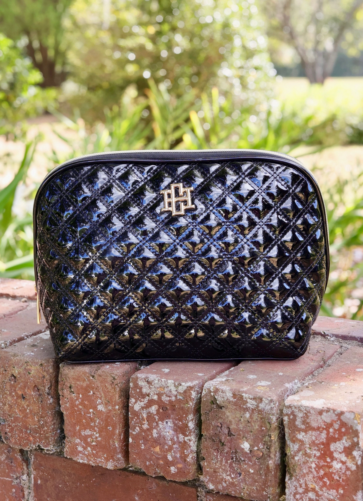 Capri Large Pouch Black Patent Sq