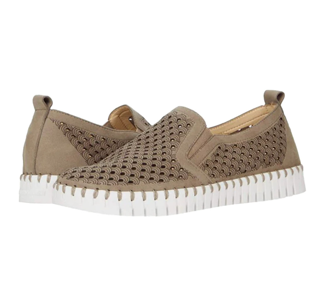 Ilse Jacobsen Tulip Flat Falcon
