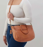 Hobo Sheila Large Crossbody Harvest Wheat