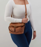 Hobo Fernwell Crossbody Warm Honey
