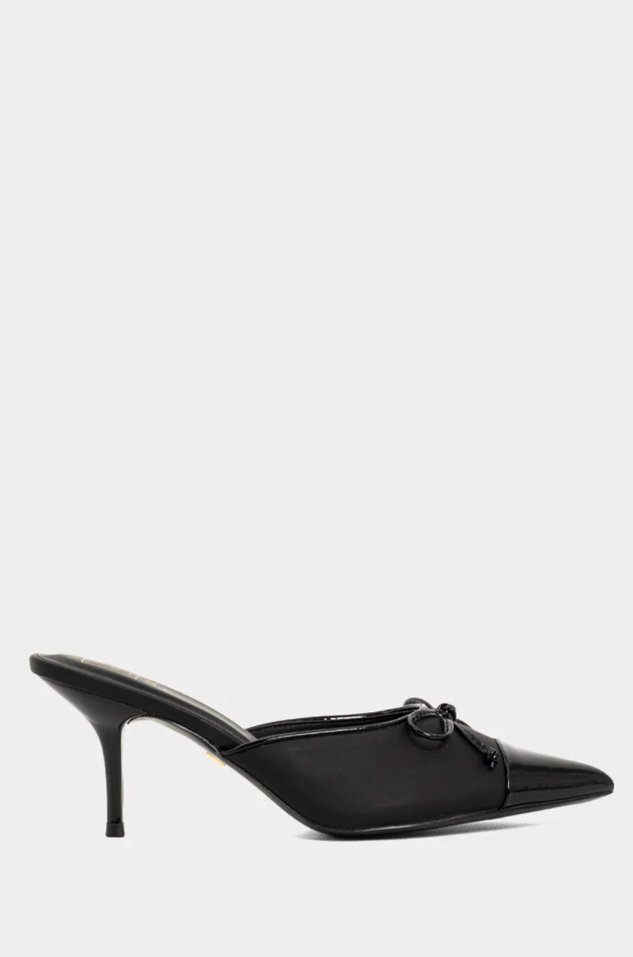 Naomi Pointed Toe Mule Black