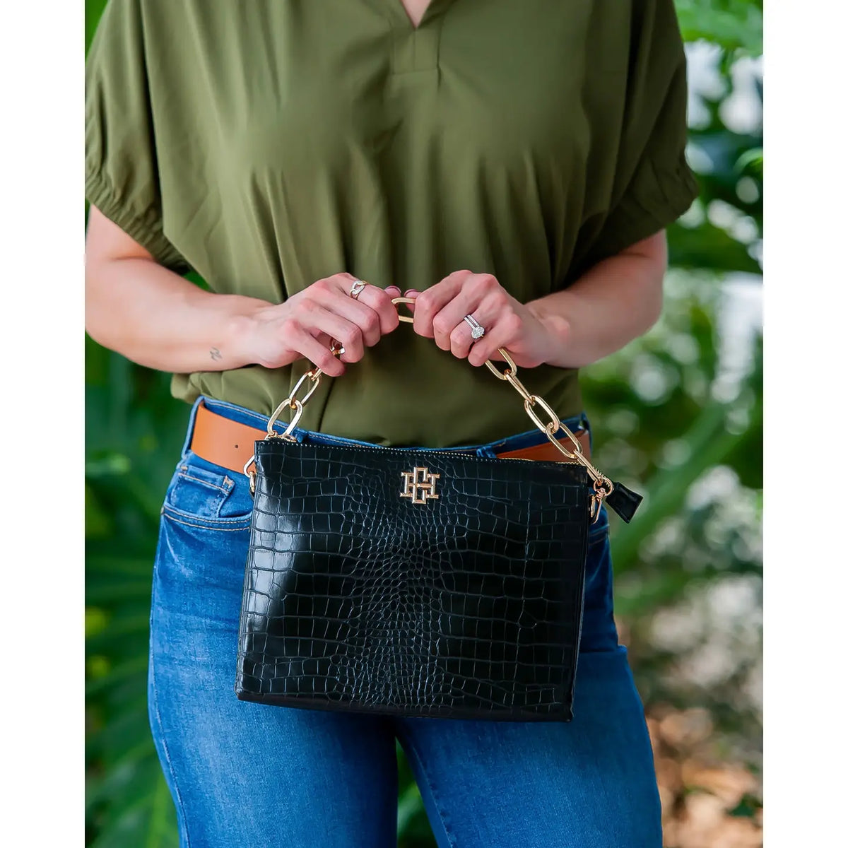 Caroline Hill Ariana Crossbody Black Ec