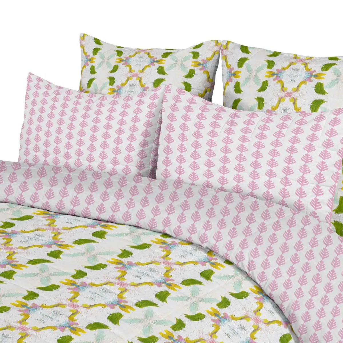 Laura Park Comforter Set Twin